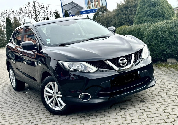 Nissan Qashqai cena 45900 przebieg: 89555, rok produkcji 2015 z Ostrołęka małe 137